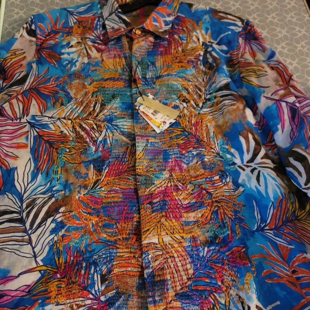 Robert graham  limited edition  shirt.